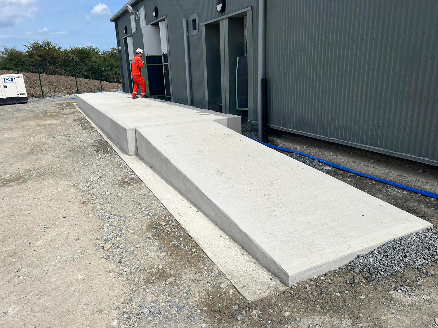 Richborough switch room ramp slab for a power station